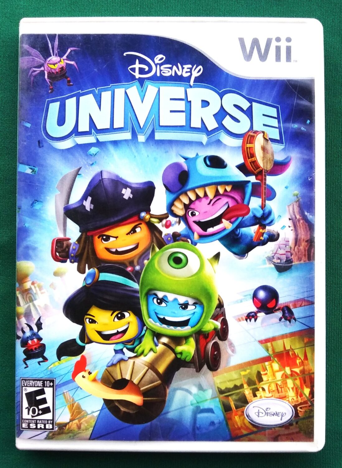 001 - Disney Universe